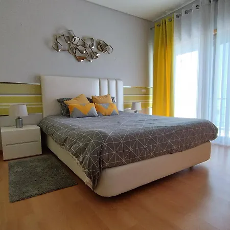 Sunset Street House * Lourinha (Lisbon)