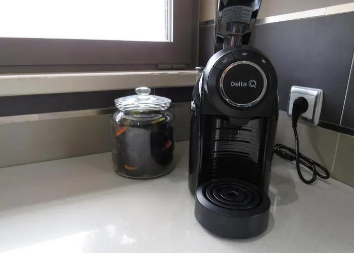 Sunset Street House * لورينها